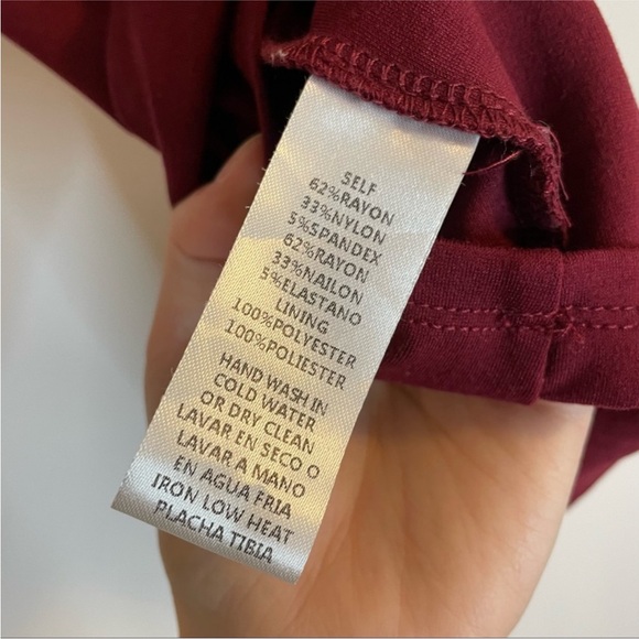 MYSTIC Sheath Dress V-Neck Fitted Pintucks Sleeveless Red‎ Maroon Short Mini - Picture 4 of 6